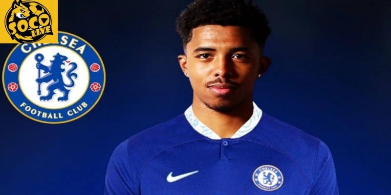 Wesley Fofana trong màu áo Chelsea có phong cách phòng ngự hiện đại và quyết liệt